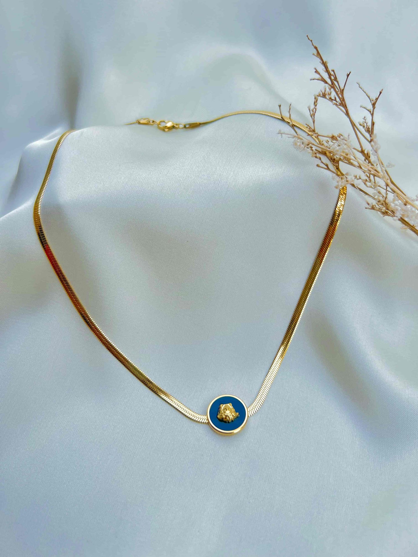 Roman Snake Chain Pendant