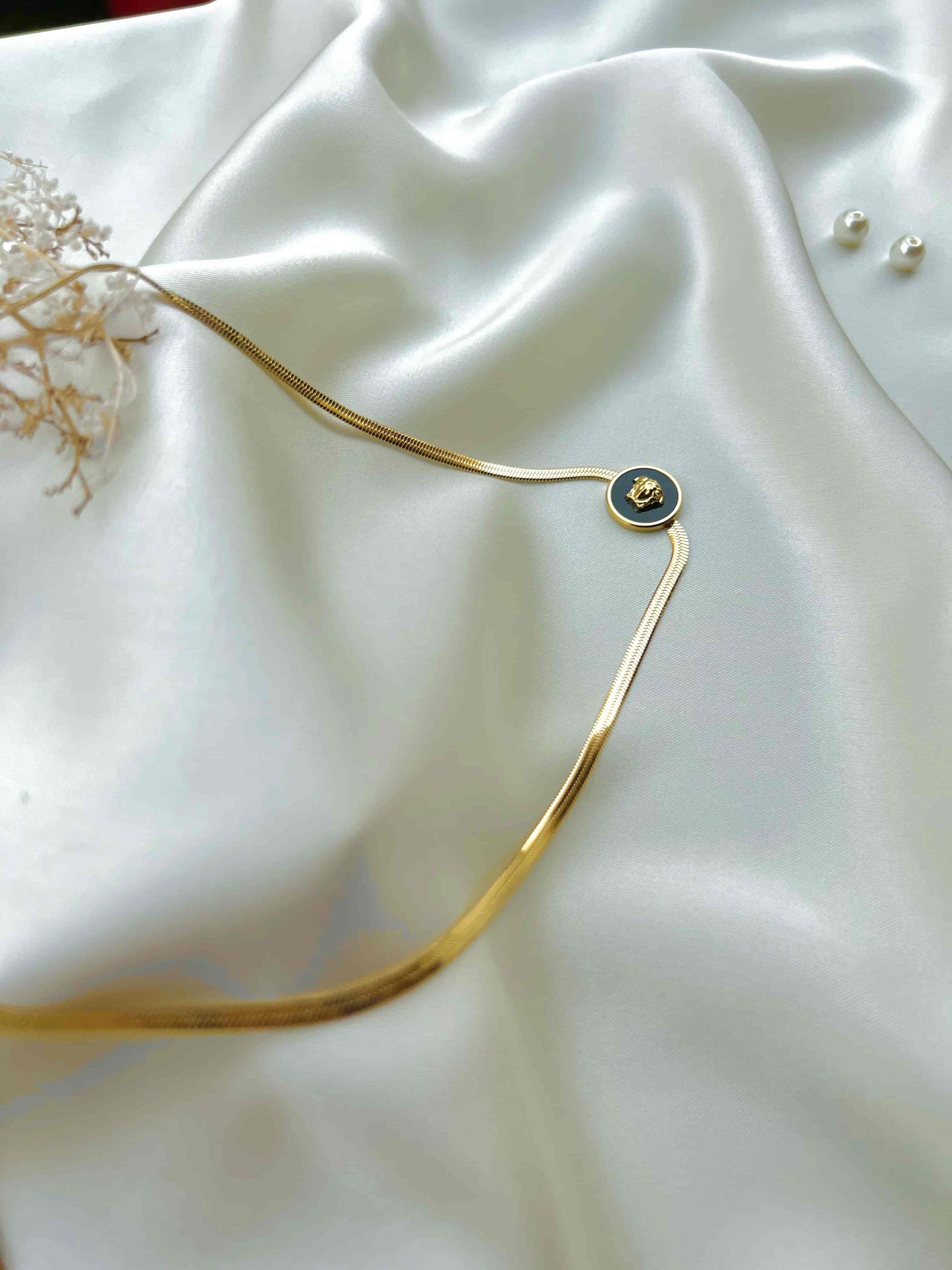 Roman Snake Chain Pendant