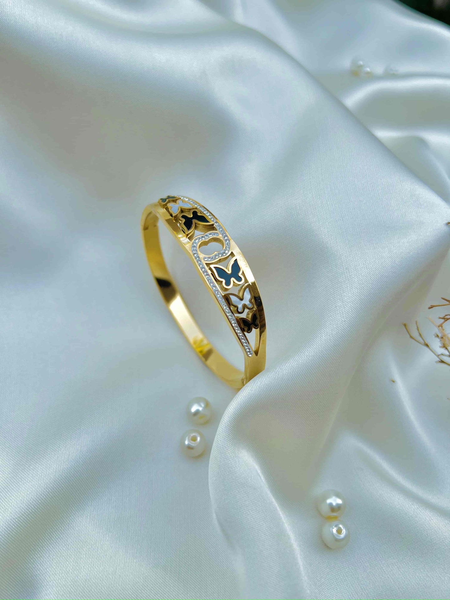 Luxury Butterfly Bangle