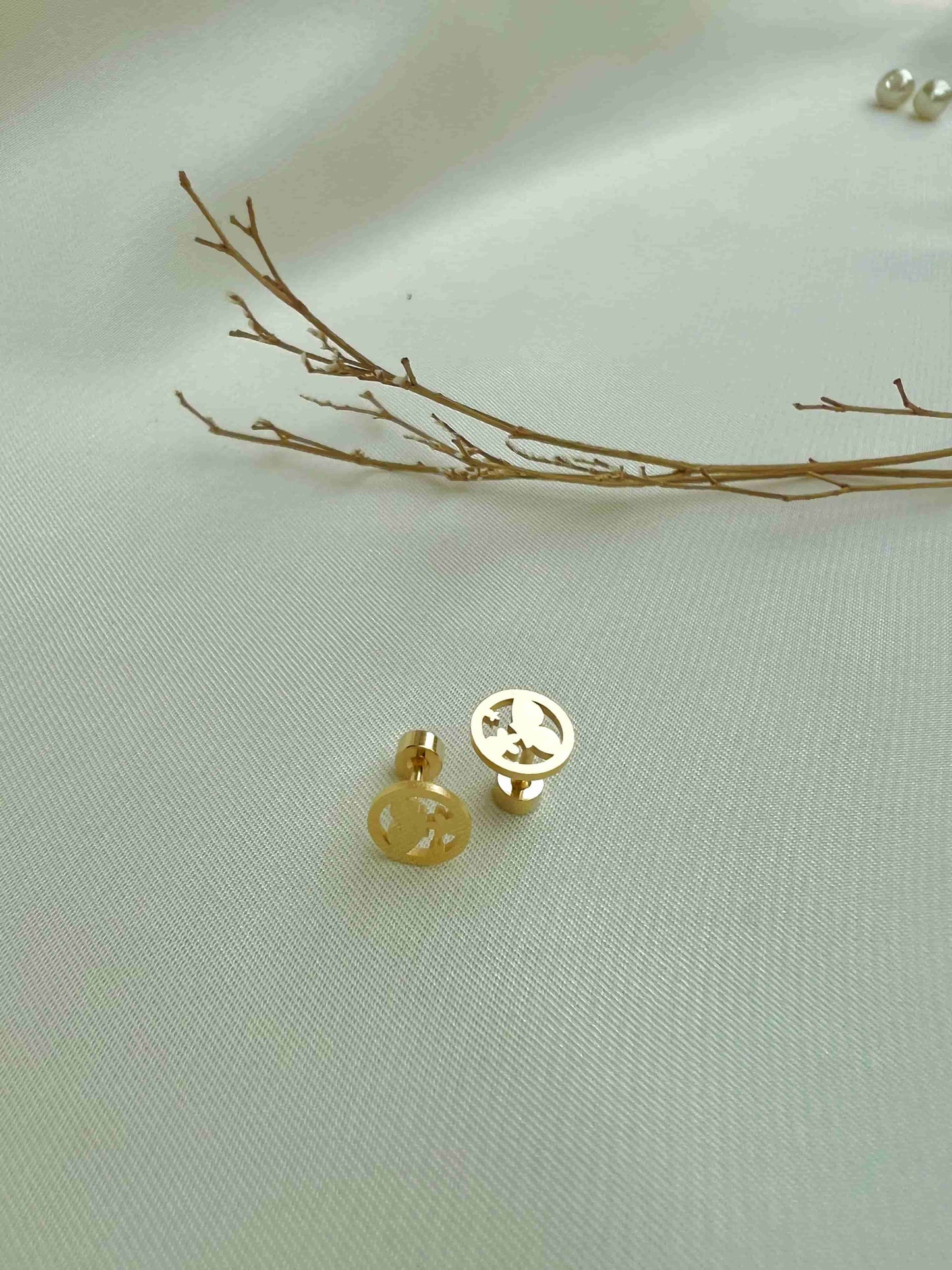 Tiny EarStud