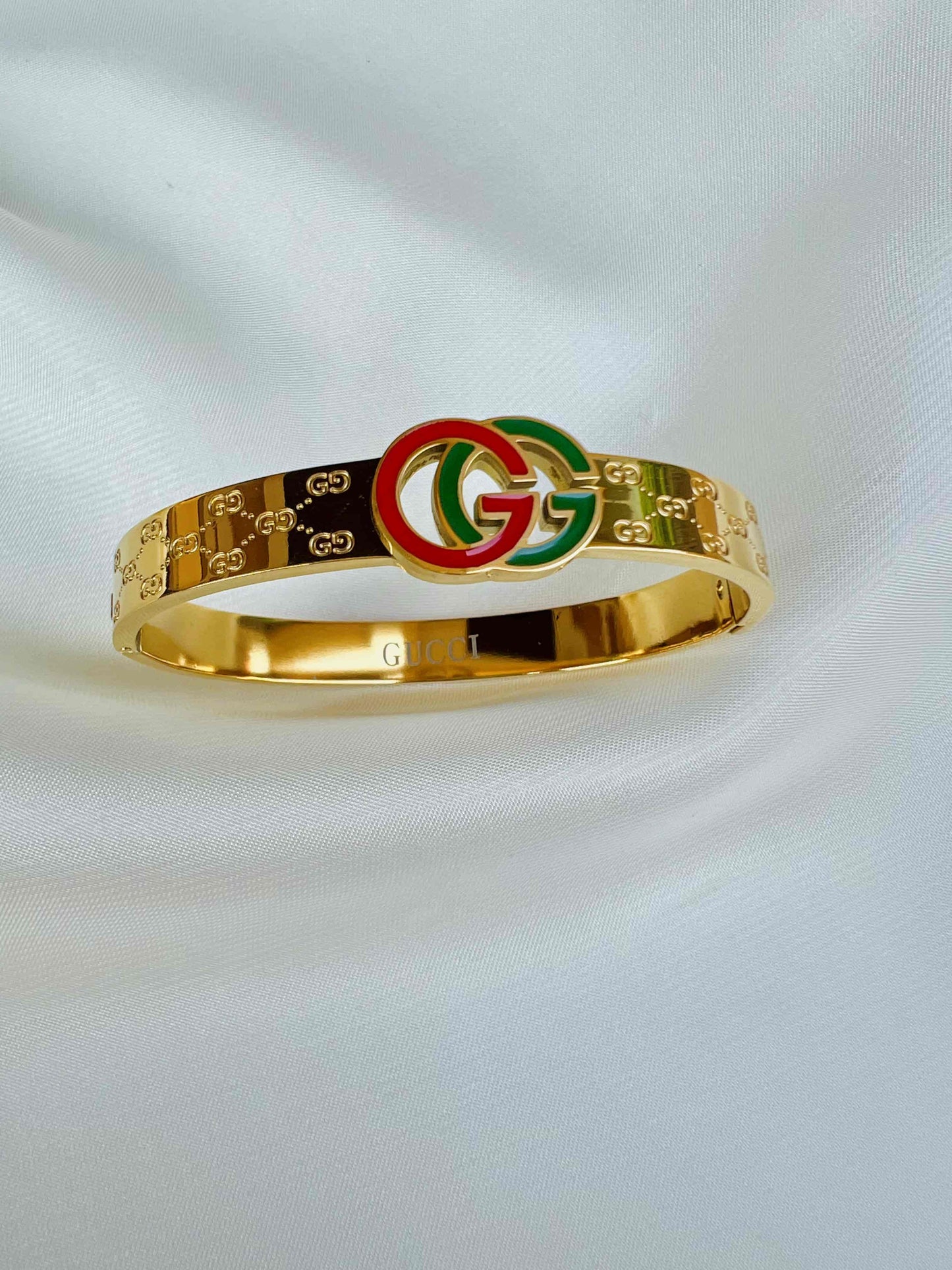 Luxury High Quality Bangle