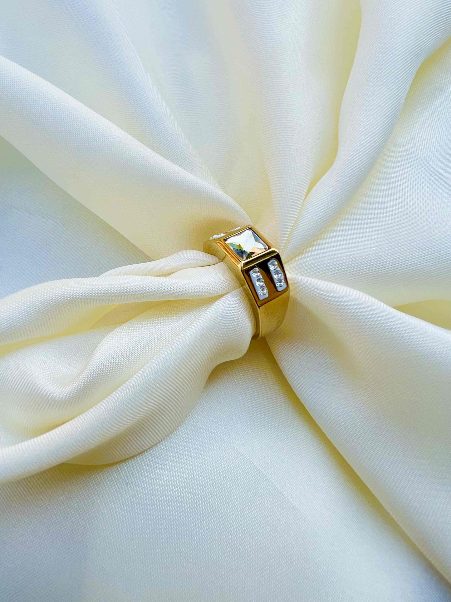 Luxury Zircon Rings