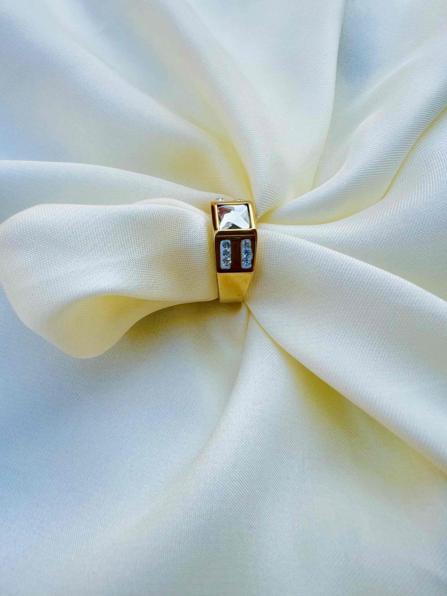 Luxury Zircon Rings