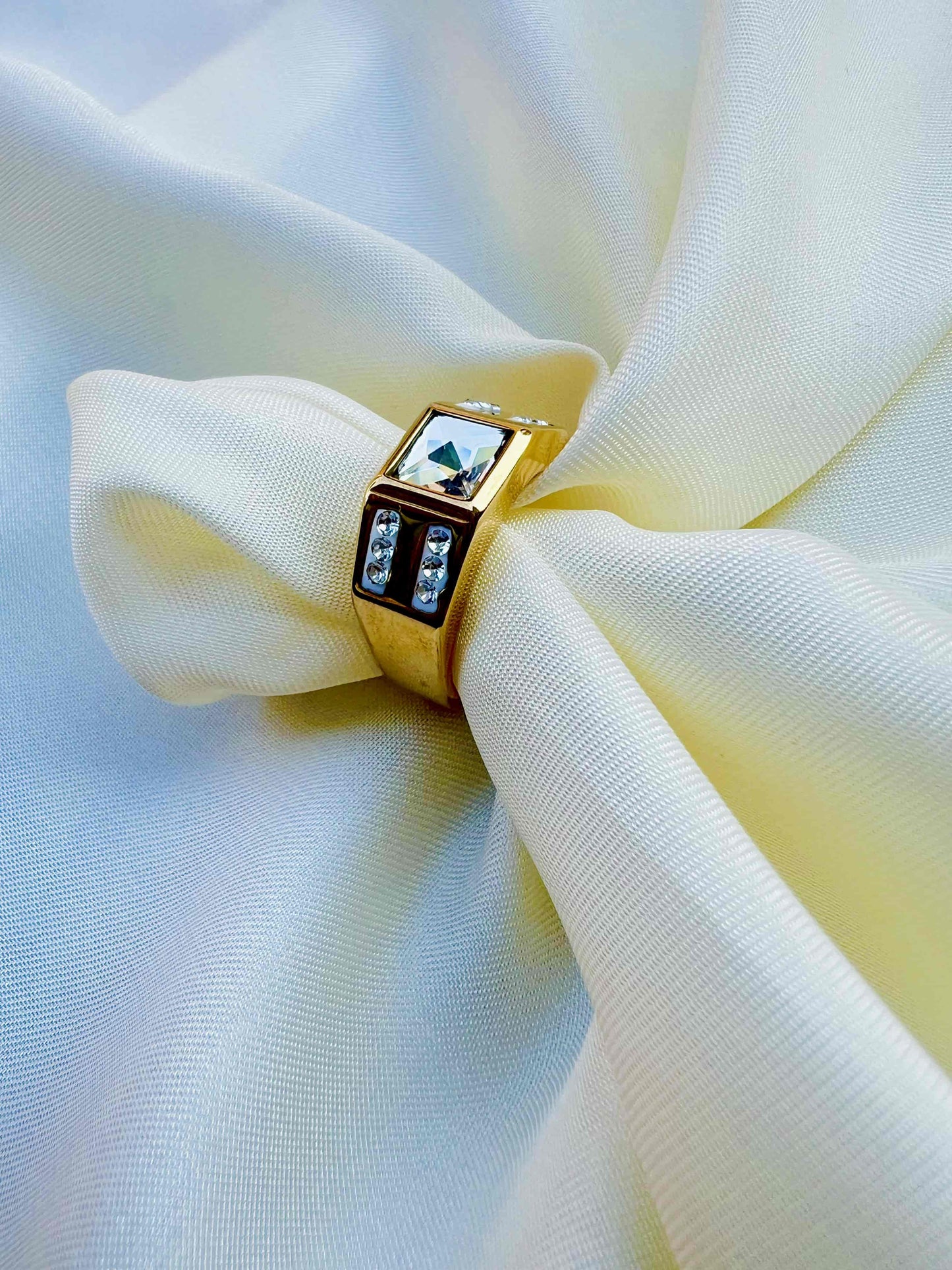 Luxury Zircon Rings