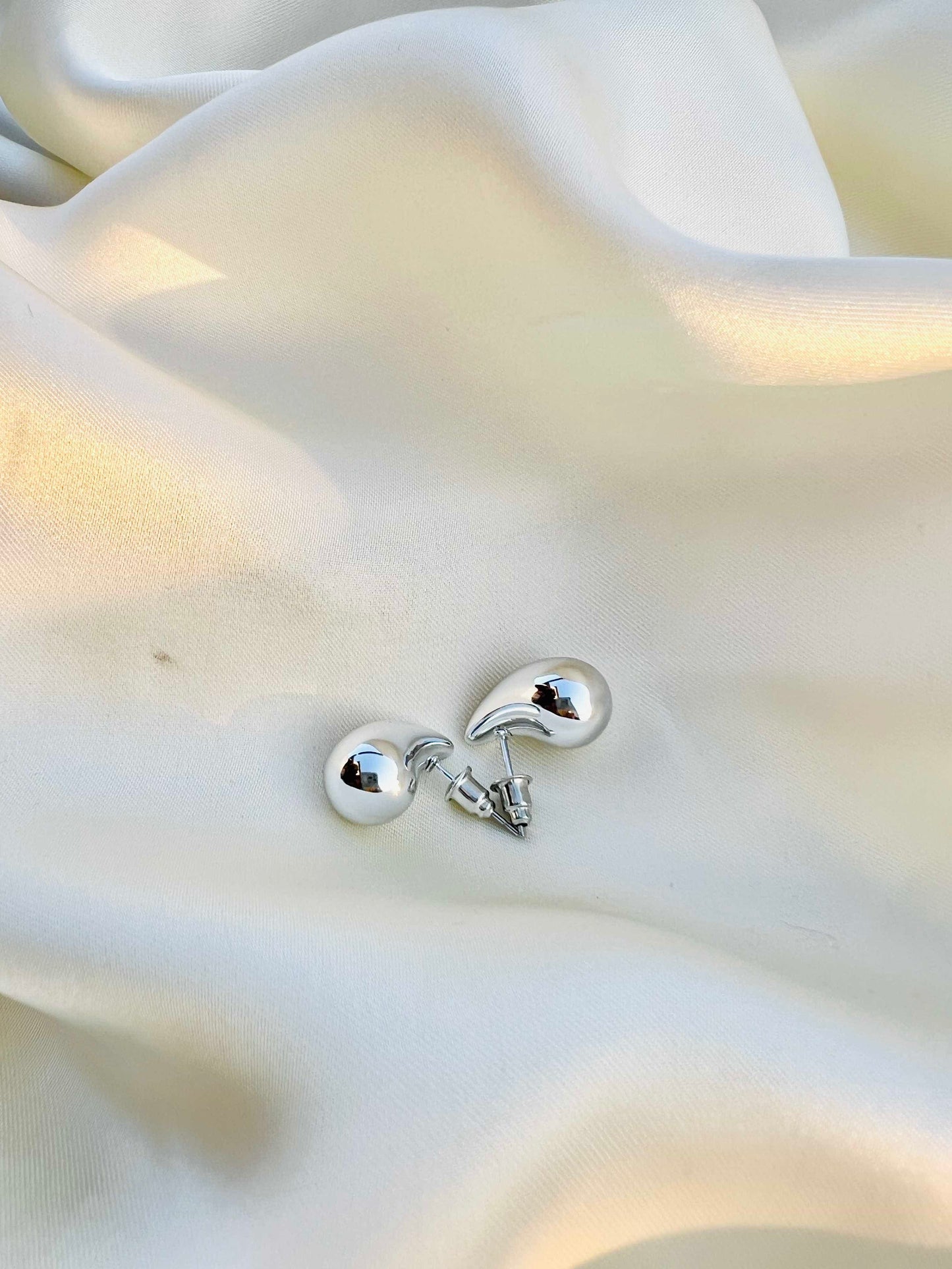 Tear Drops Earring
