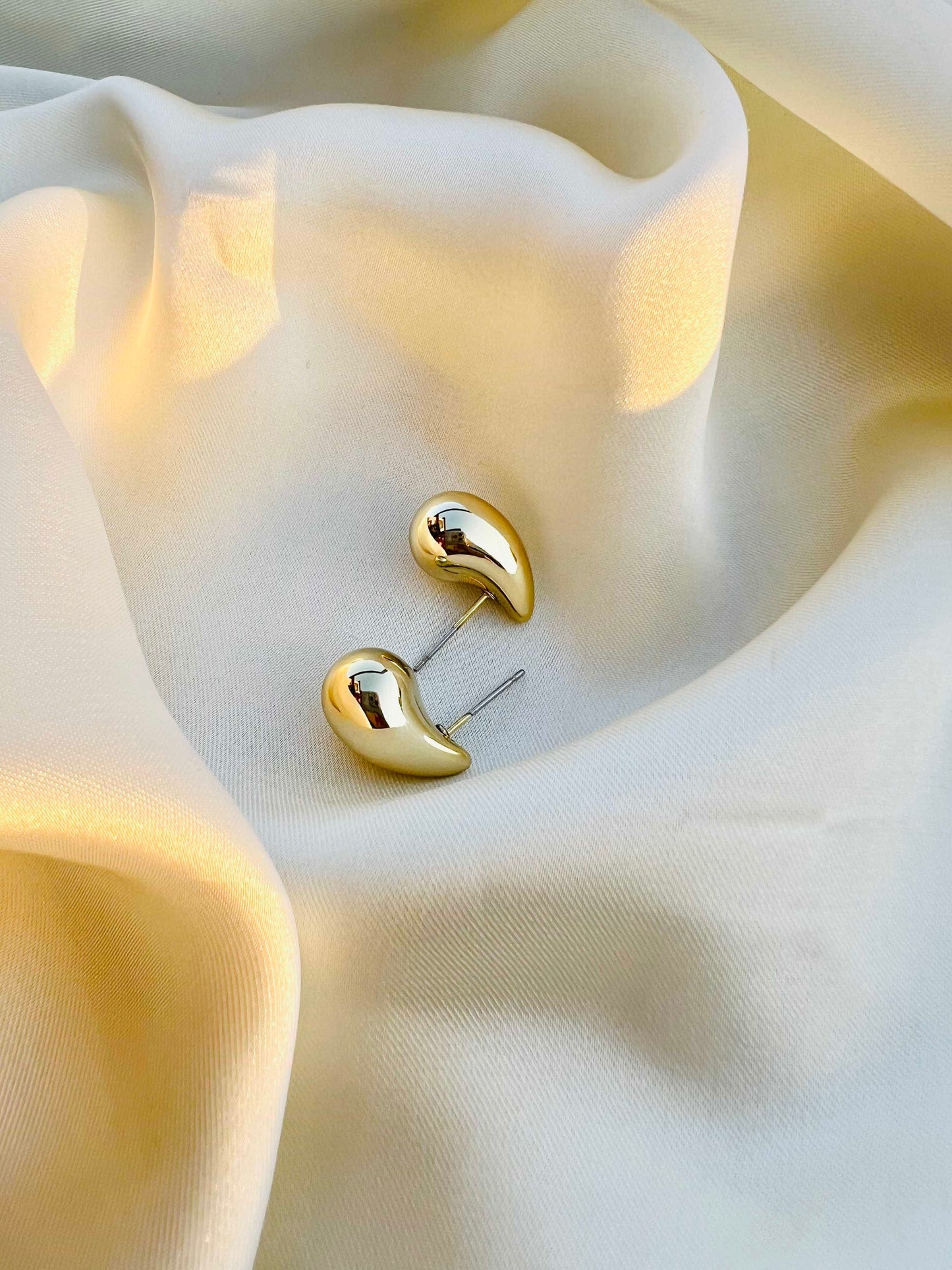Tear Drops Earring