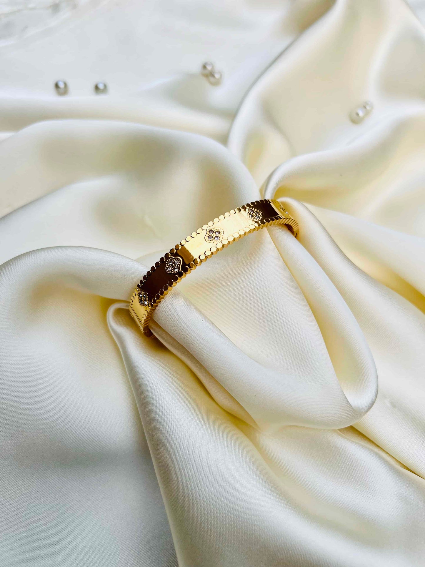 Luxury High Quality Zircon Bangle
