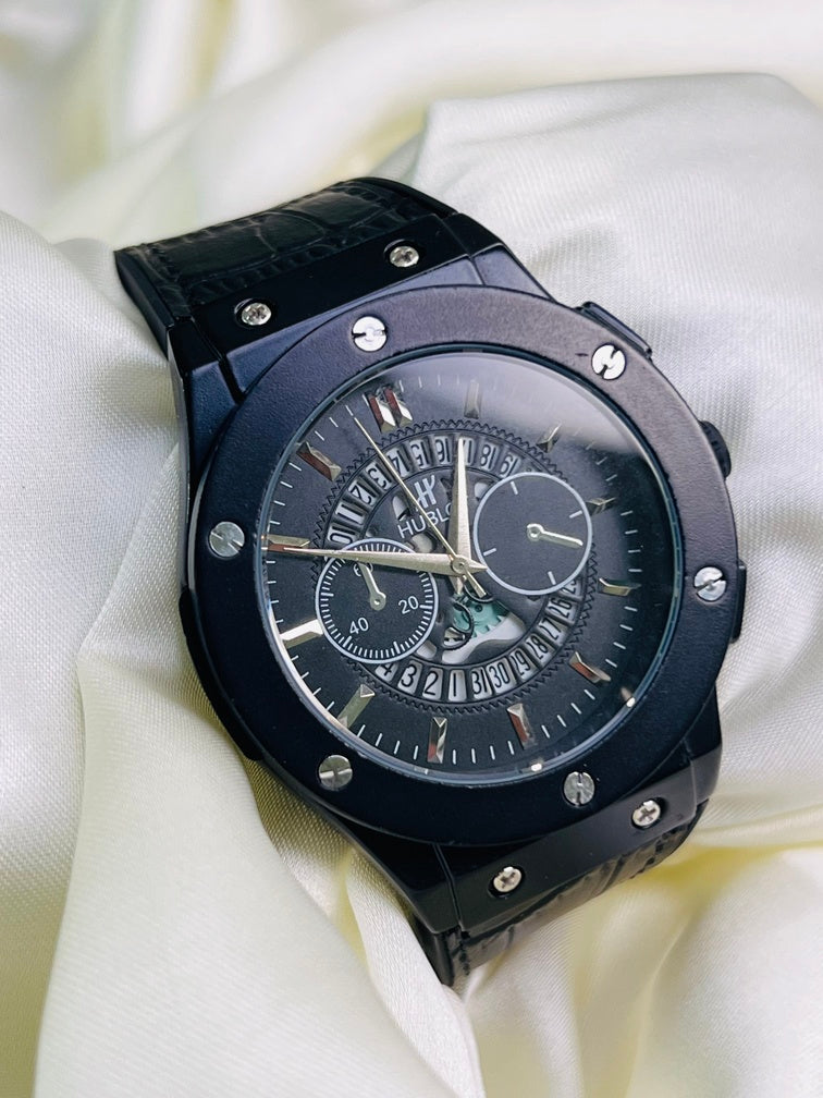 Trendy Black Strap Men's Watch