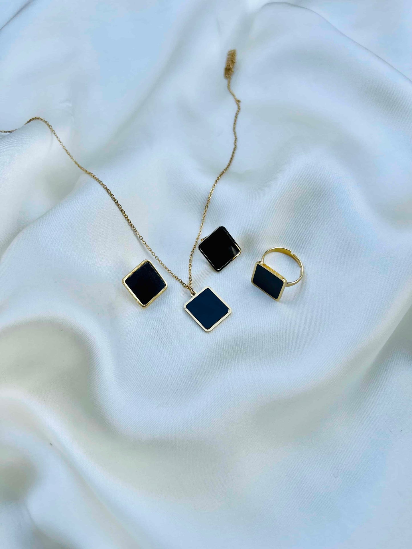 Square Geometric Locket Set