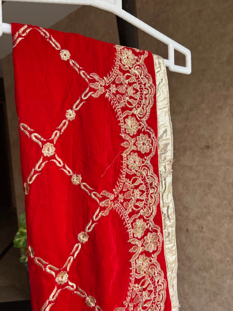 Velvet Redrobe Shawl