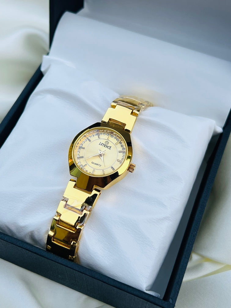Trendy Classic Ladies Watch