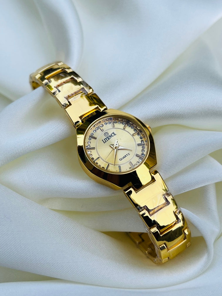 Trendy Classic Ladies Watch