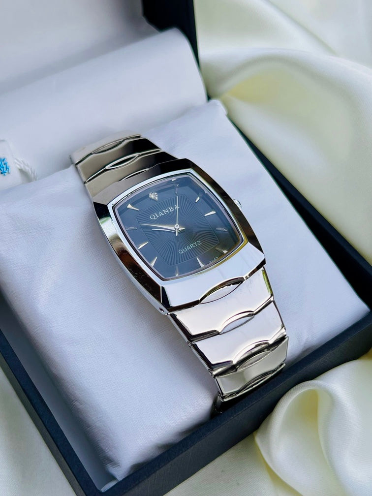 Trendy Vintage Silver Men's Watch