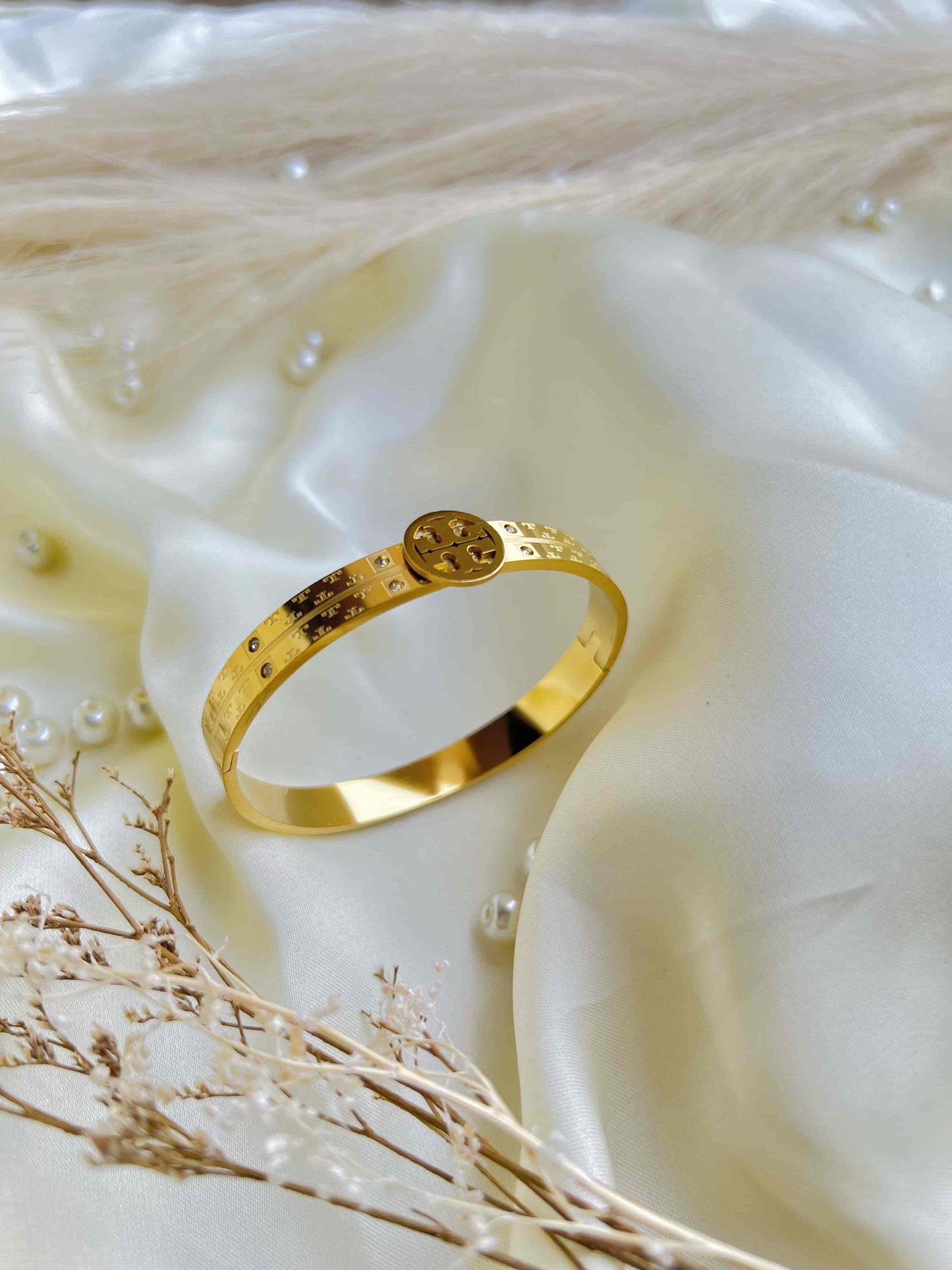 Luxury Enamel Numeral Bangle