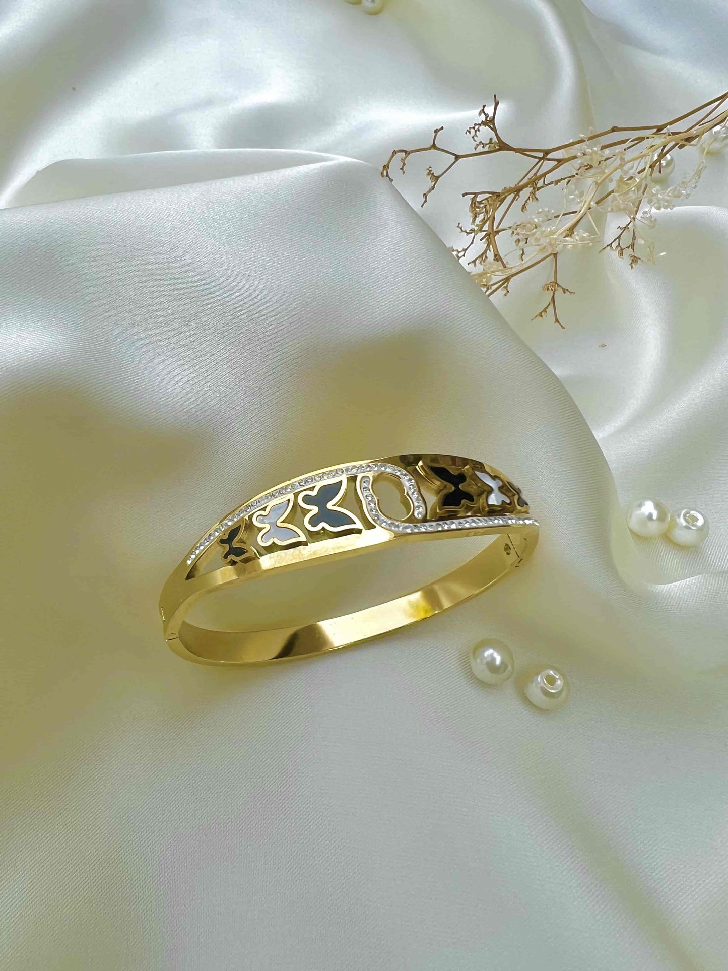 Luxury Butterfly Bangle
