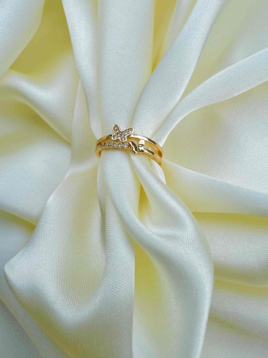 Tiny 18k gold Butterfly Rings