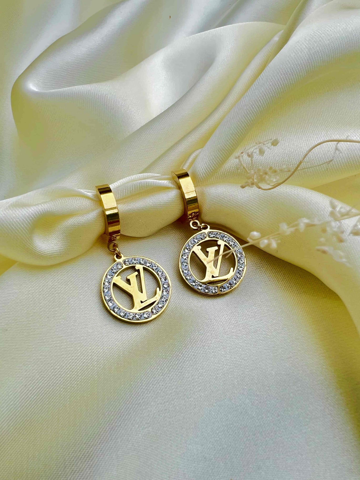 18K Gold LV Earring