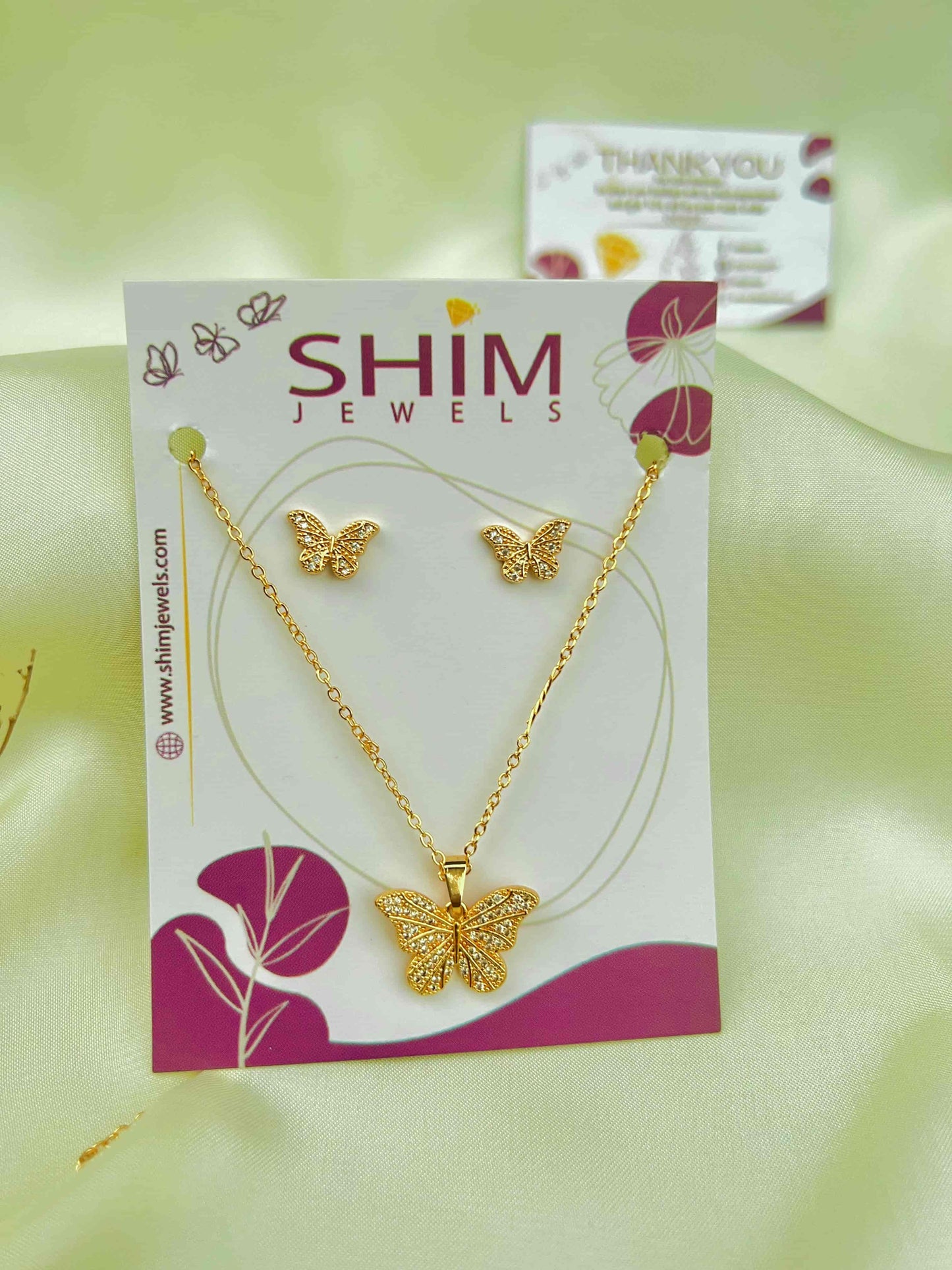Cubic Gold Zircon Locket Set