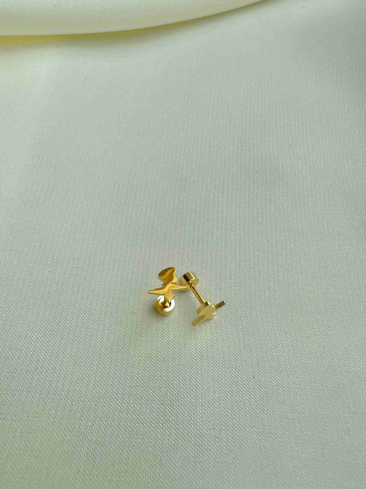 18k Gold Tiny Swage EarStud