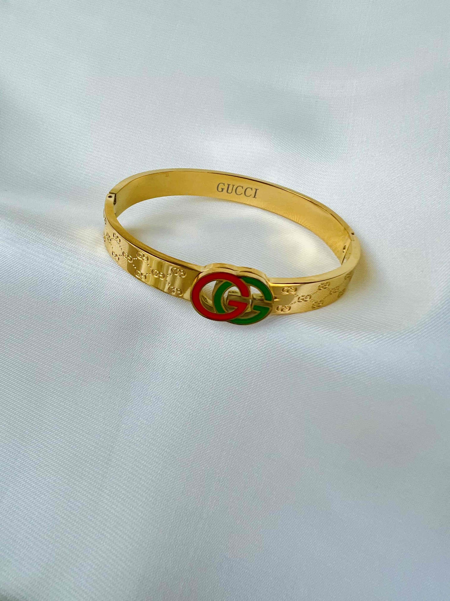 Luxury High Quality Gold Bangle