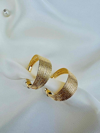 Chunky Golden Ear Hoops