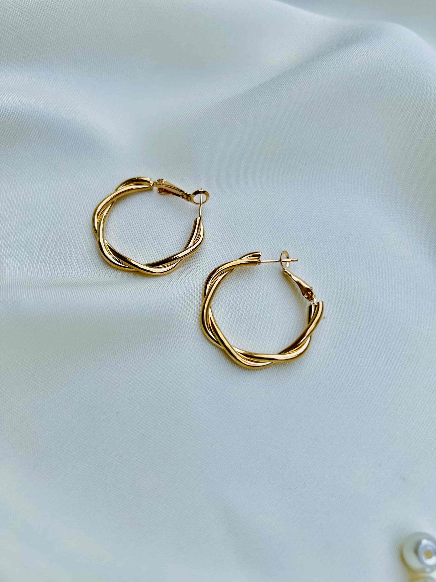 Korean Twisted Gold Earring