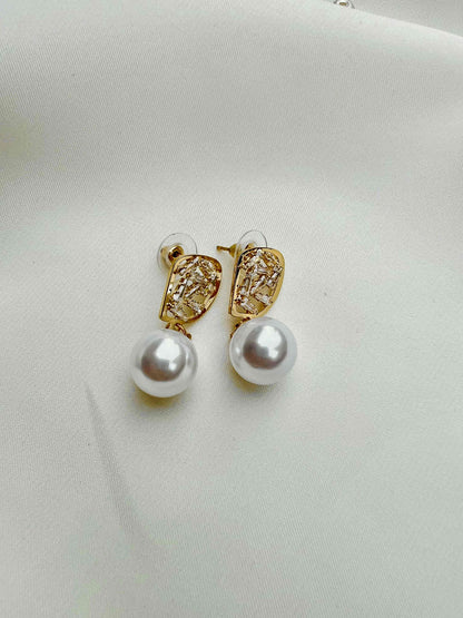 Korean Pearl Gold Earring