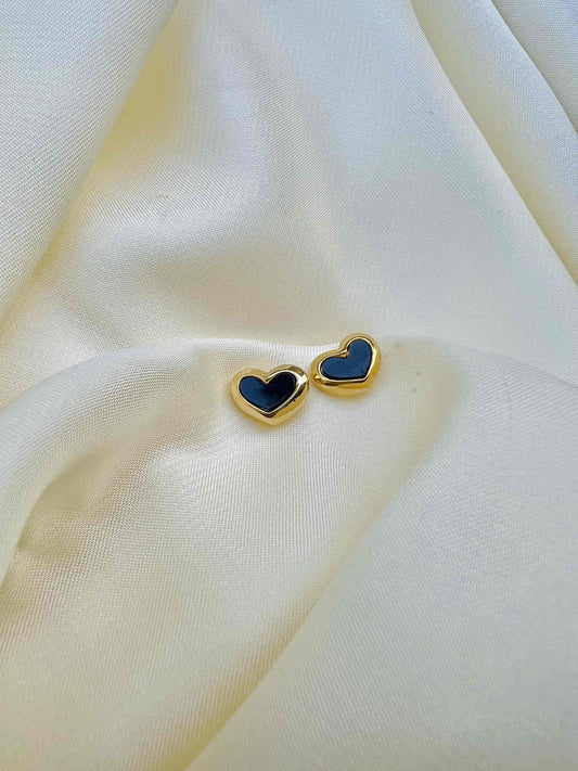 Tiny Black Heart EarStud