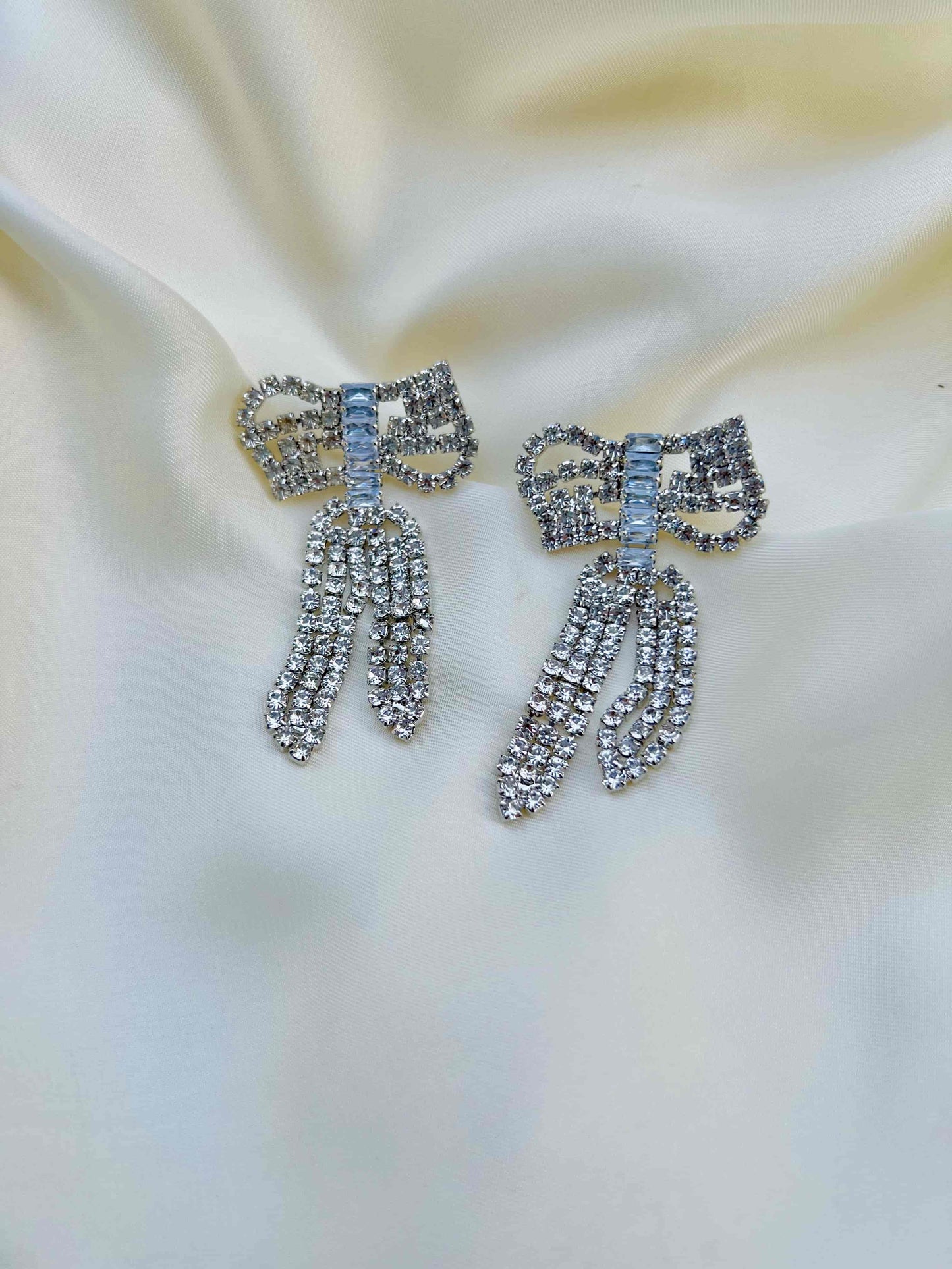 Imported Bow Zircon Earring