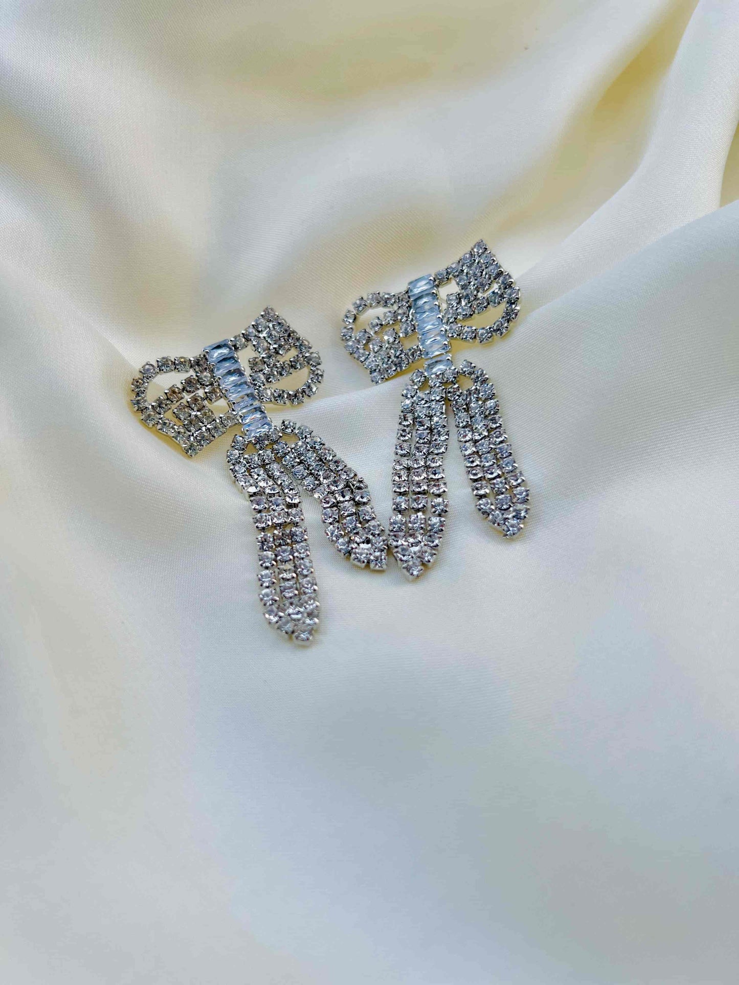 Imported Bow Zircon Earring