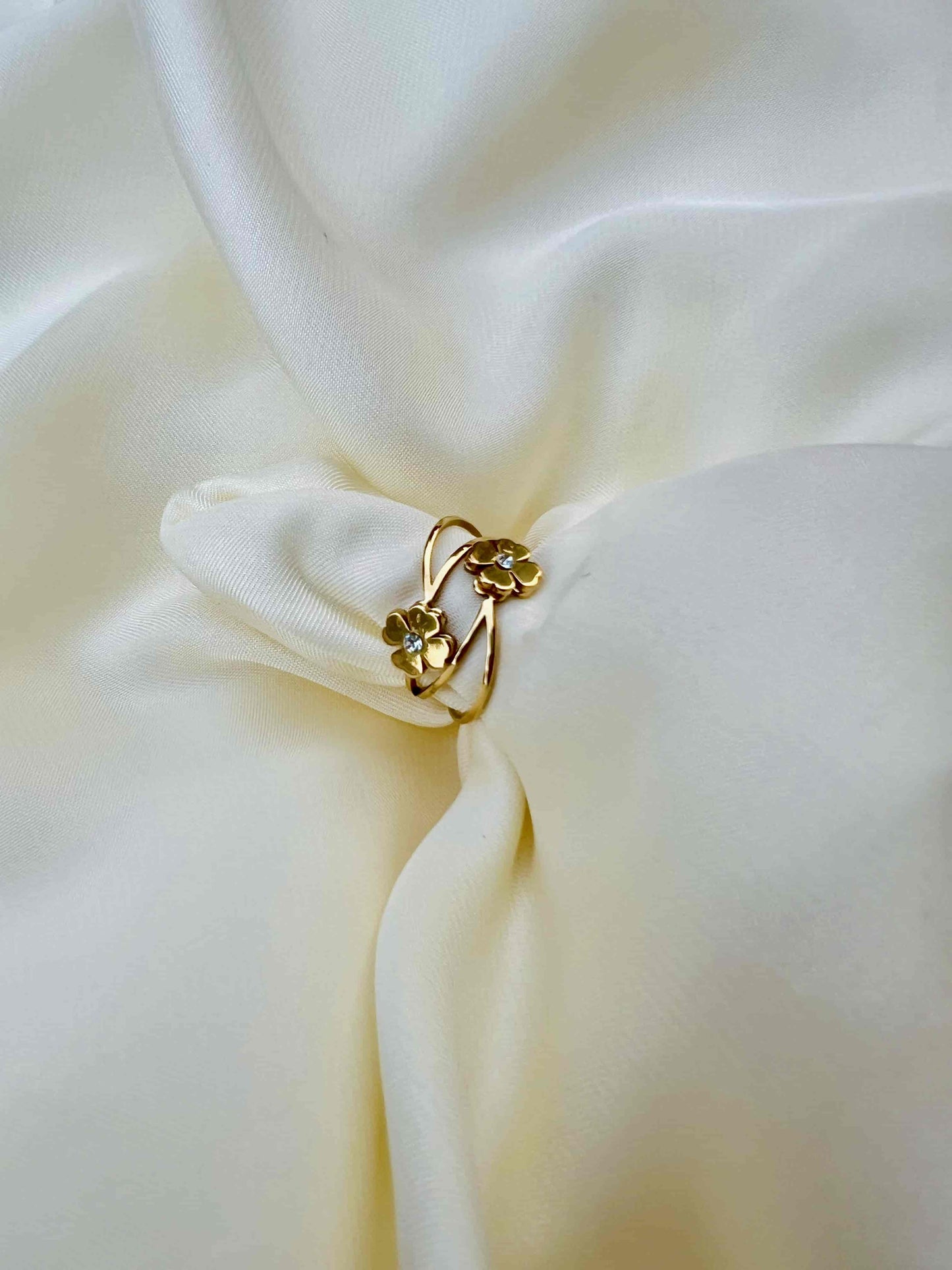 Luxury Gold Flower Rings