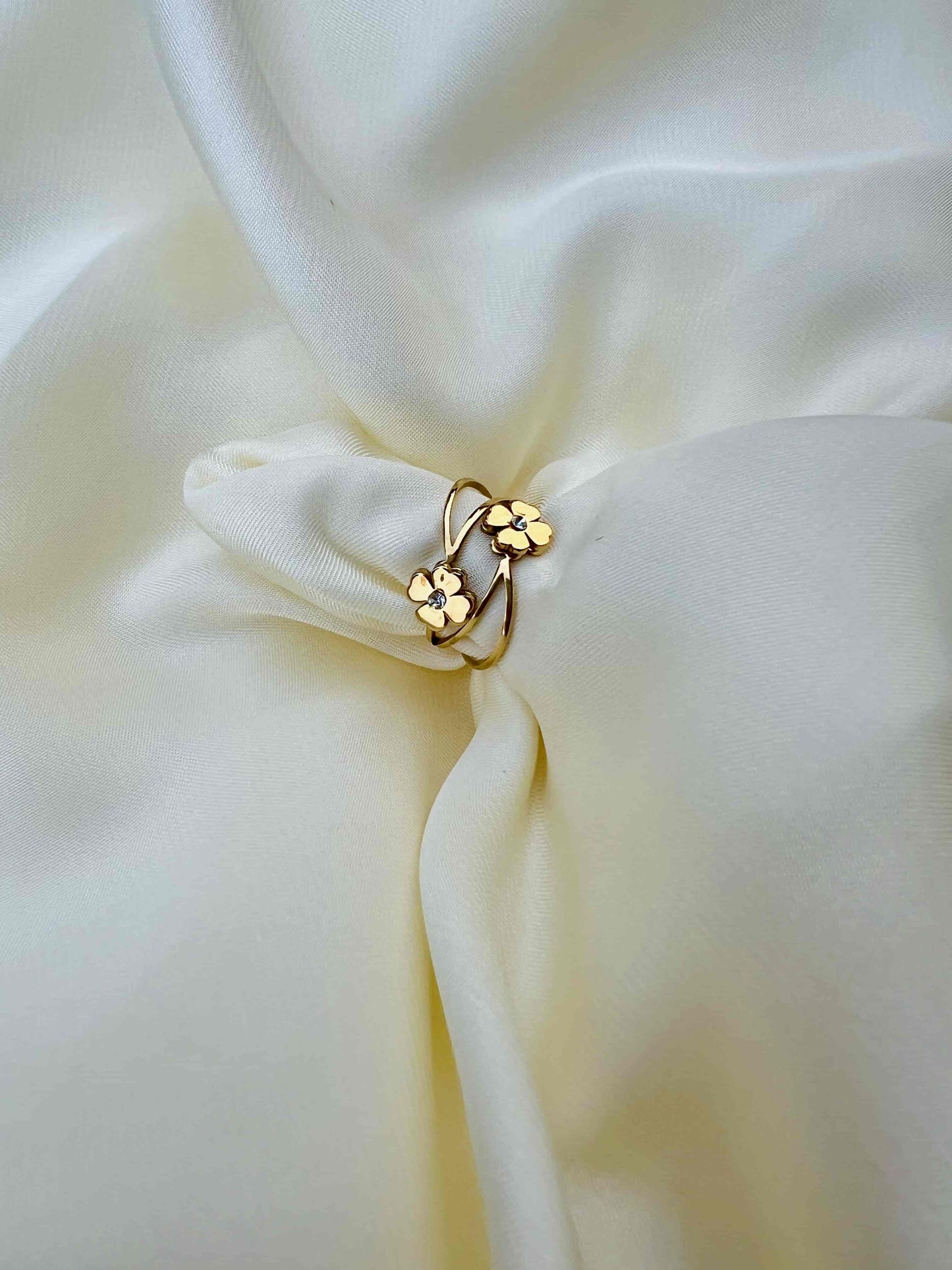 Luxury Gold Flower Rings