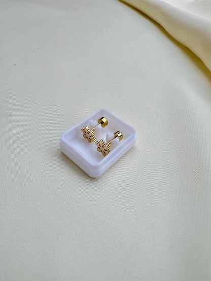 18k Gold Tiny Star EarStud