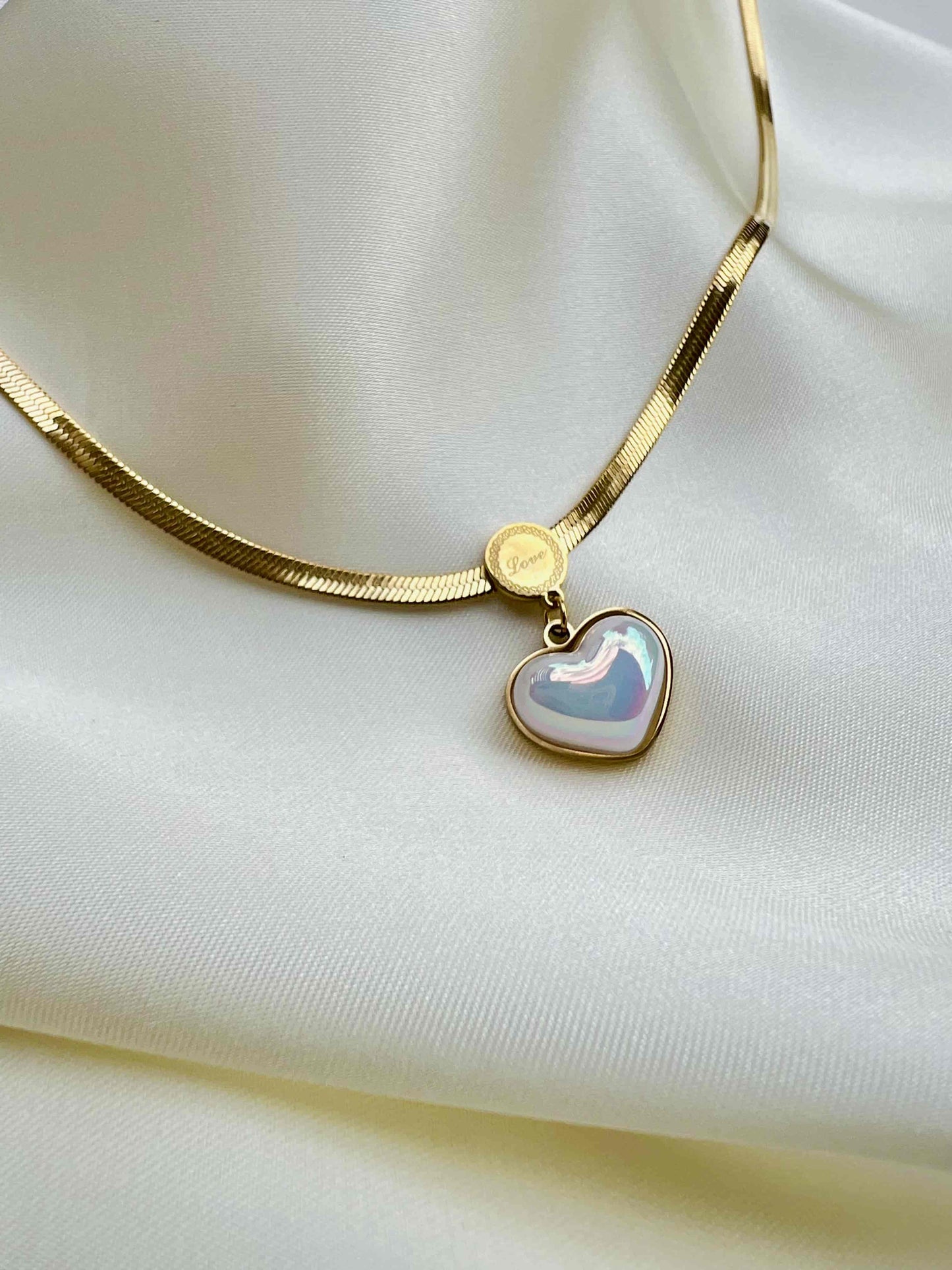 Korean Geometric Heart Pendant