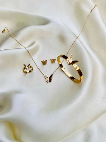 Trendy Butterfly Locket Set