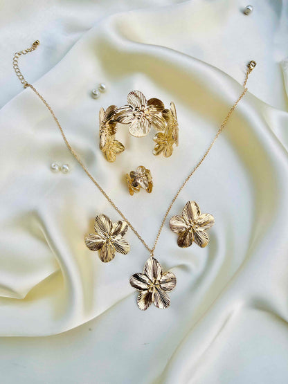 Luxury Flower Locket Set