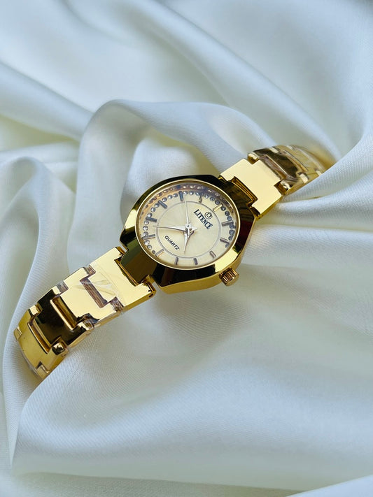 Trendy Classic Ladies Watch